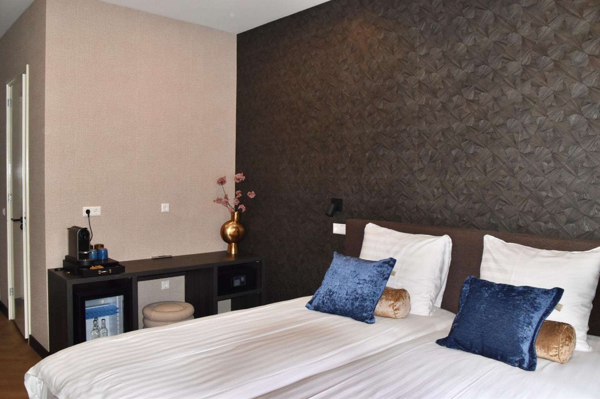 Hotel Twenty-Three Amsterdam Airport Хоофддорп Экстерьер фото