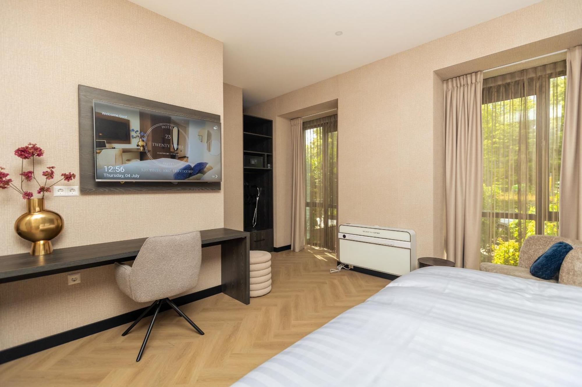 Hotel Twenty-Three Amsterdam Airport Хоофддорп Экстерьер фото