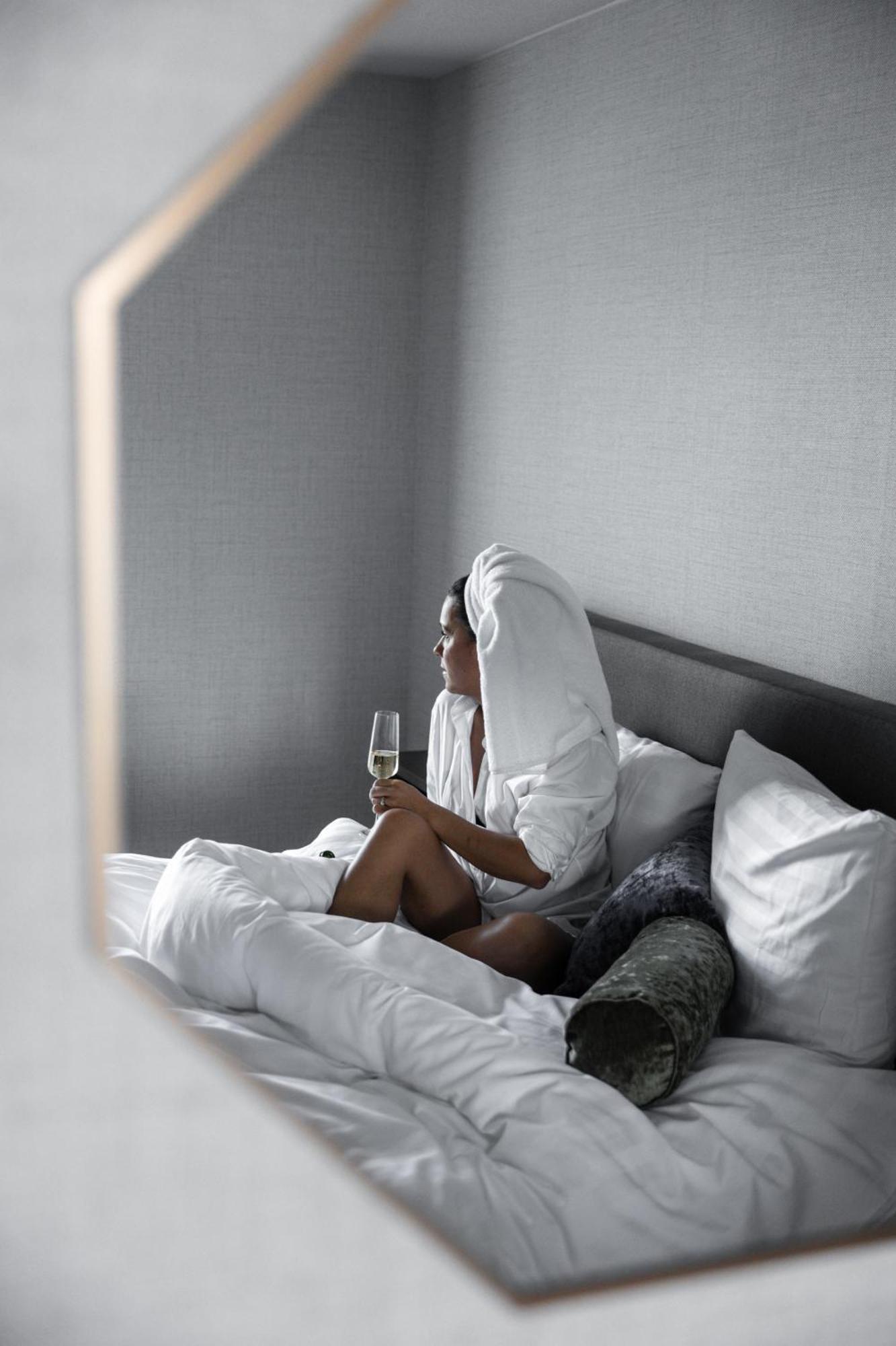 Hotel Twenty-Three Amsterdam Airport Хоофддорп Экстерьер фото