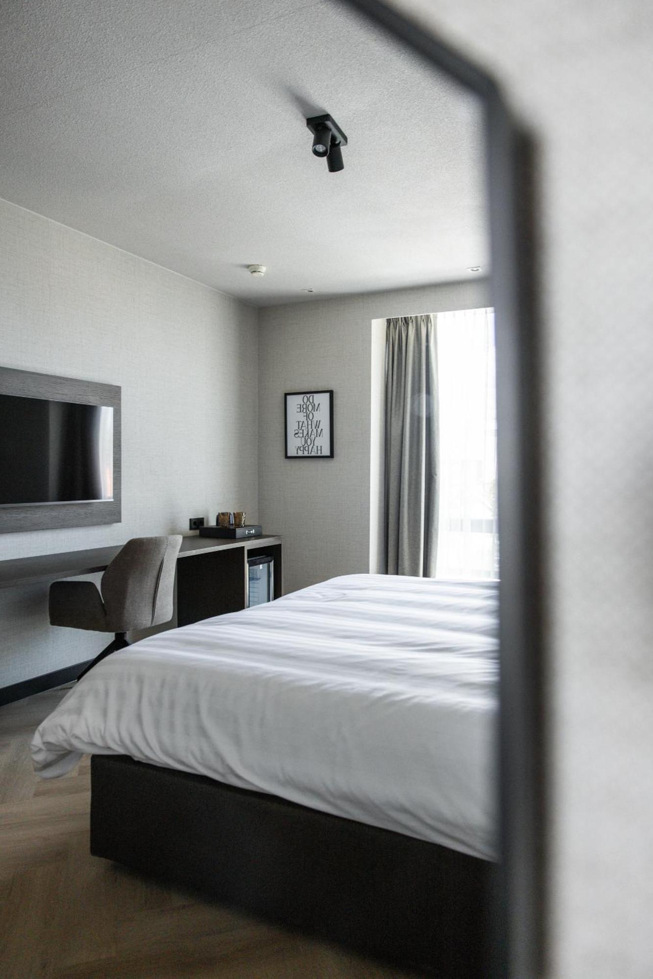Hotel Twenty-Three Amsterdam Airport Хоофддорп Экстерьер фото