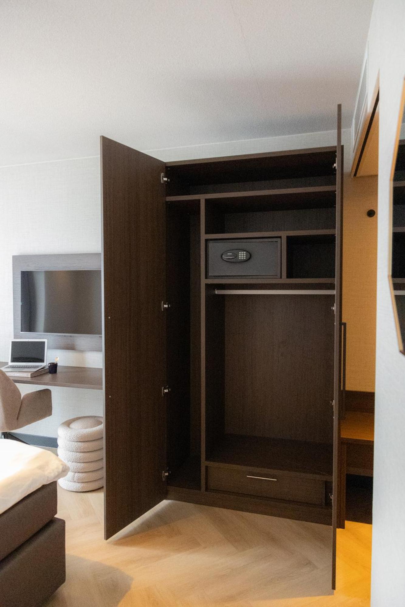 Hotel Twenty-Three Amsterdam Airport Хоофддорп Экстерьер фото